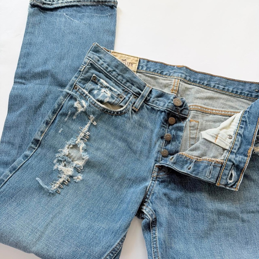 Hollister Men's 33x32 Super Distressed Straight Leg Jeans